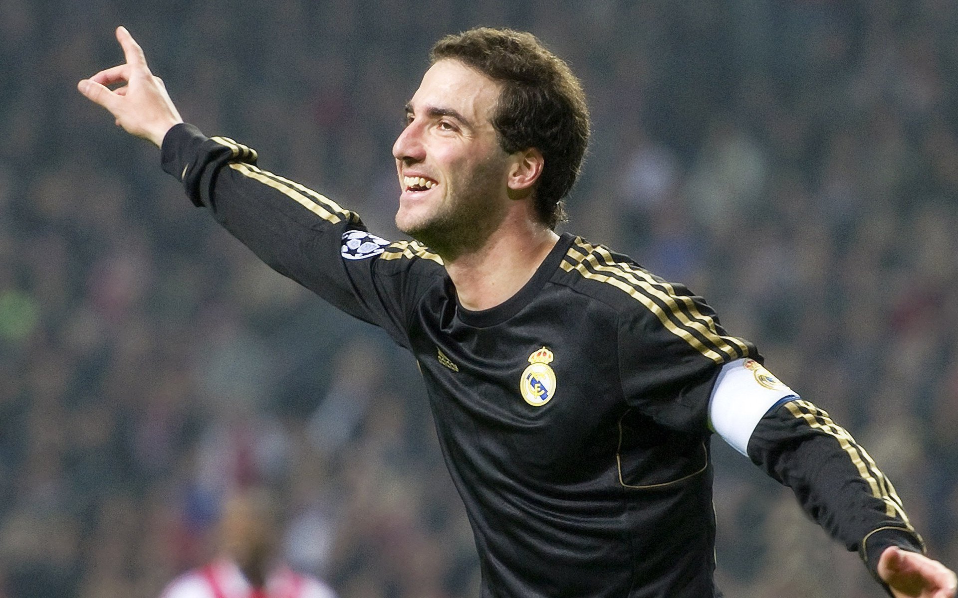 弗朗索瓦·斯图尔特：稳定发挥为南非队保持优势，主宰比赛节奏